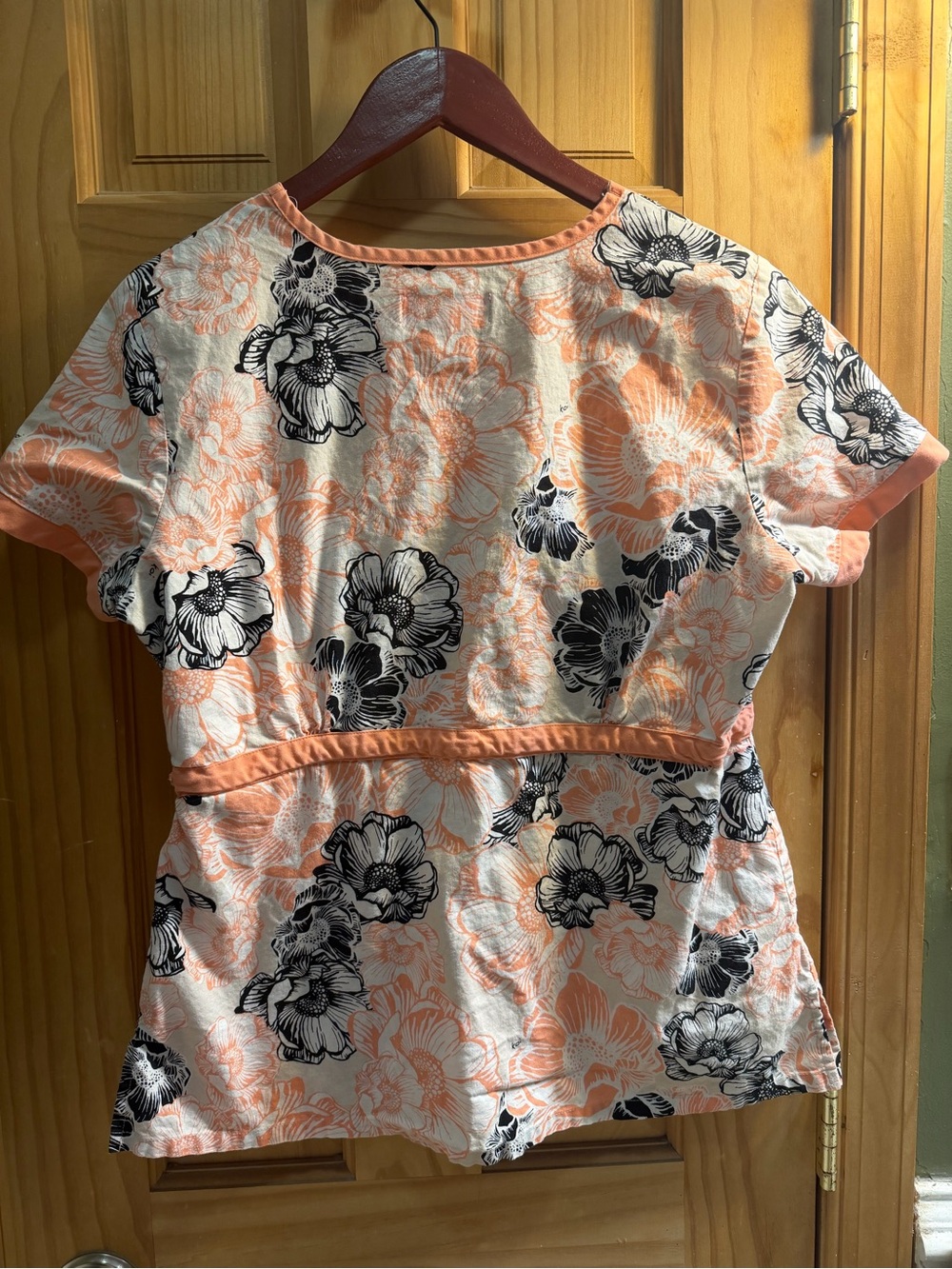 koi Peach and Black Floral Wrap Scrub Top - Picture 5 of 6